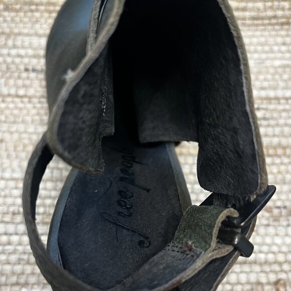Free People Leather Buckle Booties/Mules Sz 40/9.5 - Picture 5 of 8